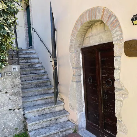 Pie Del Colle Country Apartman